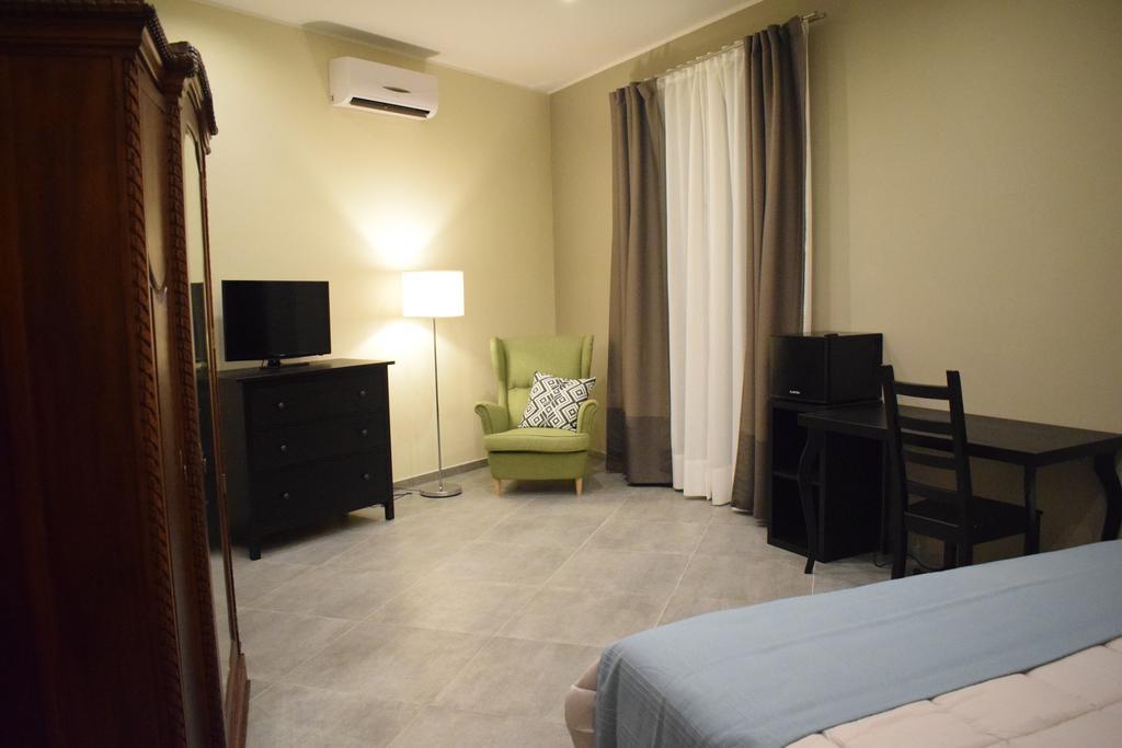 Cento Tari' Guest House Castiglione De Sicilia Exterior photo